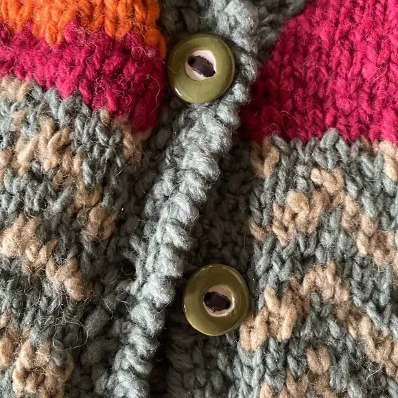 Amana 100% Wool Multicolor Patterned Sweater - Picture 3 of 5